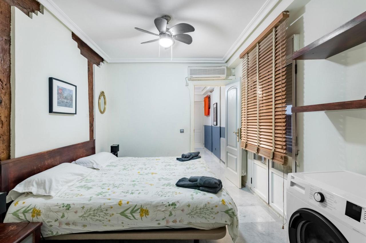 Plaza Sant' Ana, Casco Historico Apartment มาดริด ภายนอก รูปภาพ